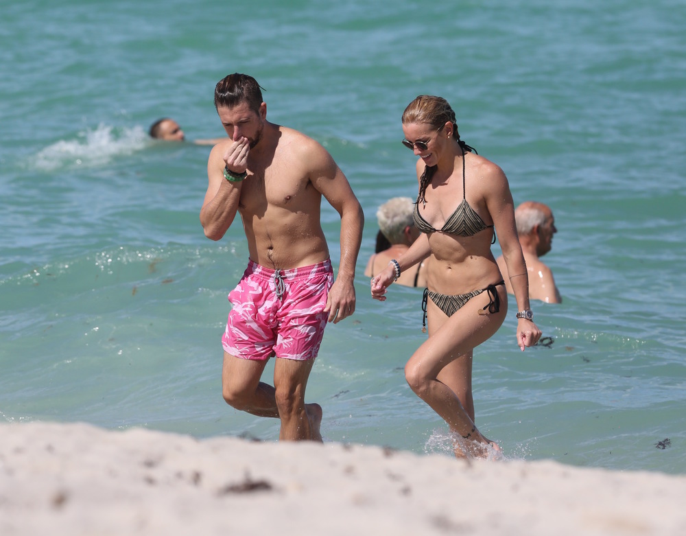 KCP_2017candid_july1_at_beach_in_miami_031.jpg