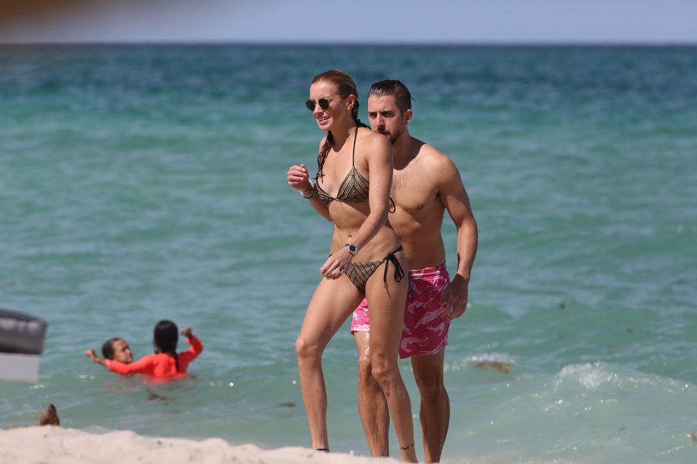 KCP_2017candid_july1_at_beach_in_miami_045.jpg
