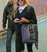 KCP_2017candid_jan9_vancouver_airport_arrival_001.jpg